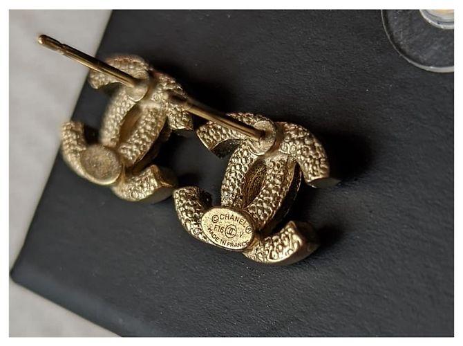 Chanel CC F16V Logo GHW Orecchini di cristallo classici senza tempo D'oro - vista 4