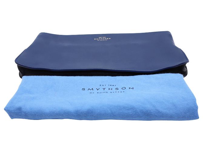 Bolsa de embreagem Smythson em couro azul Azul marinho - vista 7