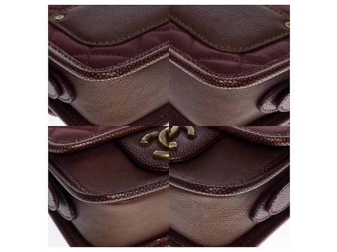 Timeless Excelente e original mini bolsa Chanel bordô em couro parcialmente acolchoado, ferragens em metal ouro envelhecido - vista 10
