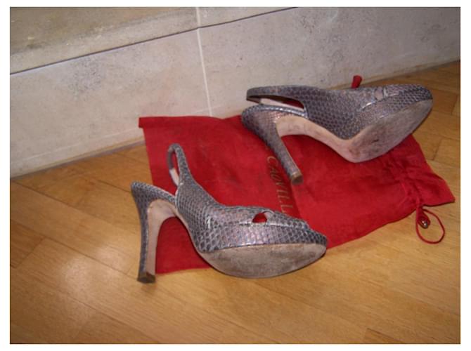 Rene Caovilla Python Sandalen mit Plateau Beige - Ansicht 2