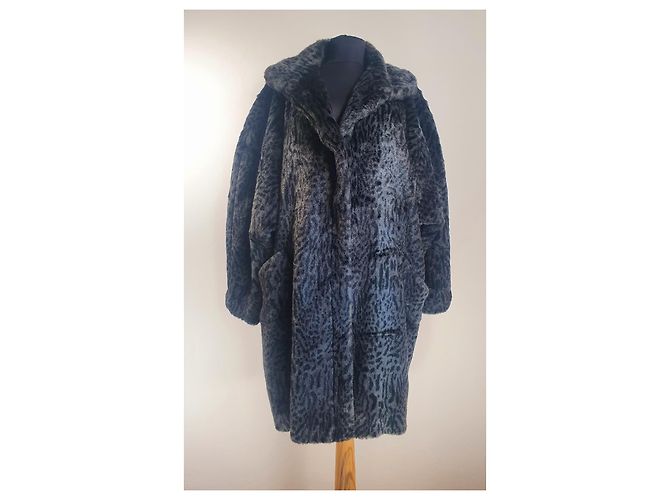 Abrigo Marc Cain Estampado Animal Gris - vista 2