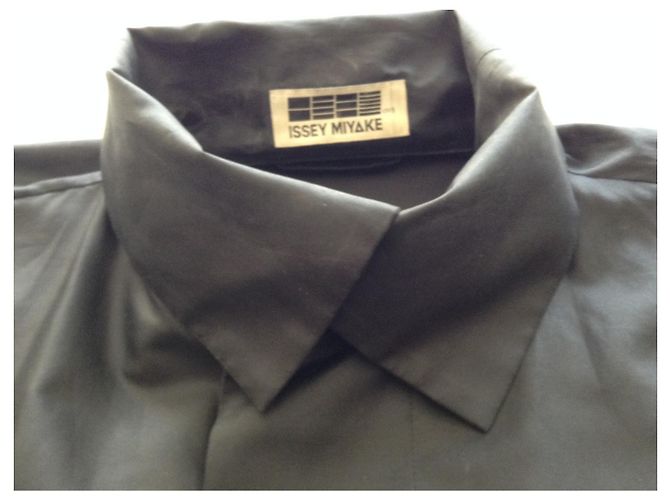 Issey Miyake Gabardina larga oversize Negro - vista 3