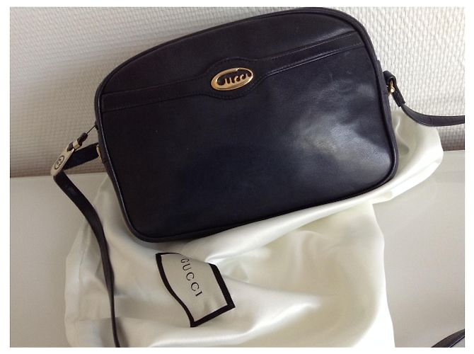 Marmont Borsa a tracolla Gucci Soho in pelle blu navy - vista 11