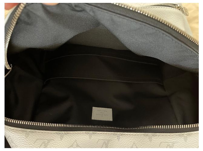 Louis Vuitton Louis Vuitton Borsa Briefcase Discovery Monogram e Pelle Taiga Argento - vista 8
