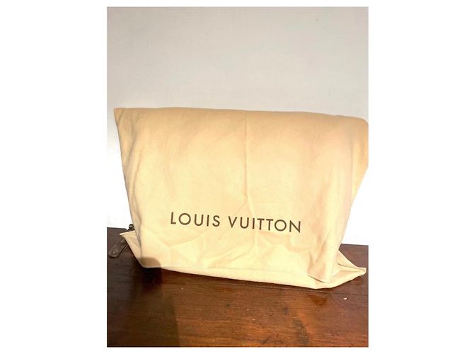Borsa a mano Louis Vuitton Menilmontant in pelle marrone - vista 14