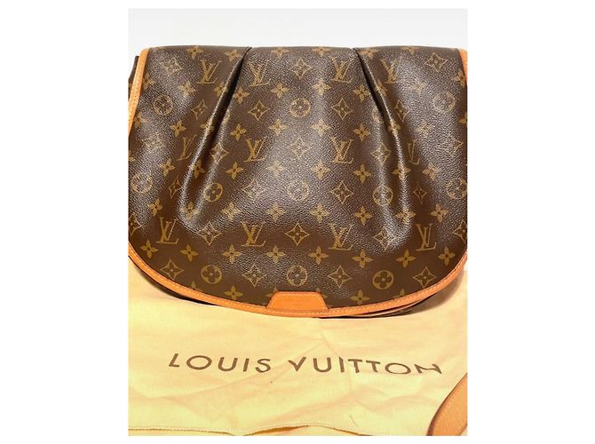 Borsa a mano Louis Vuitton Menilmontant in pelle marrone - vista 9