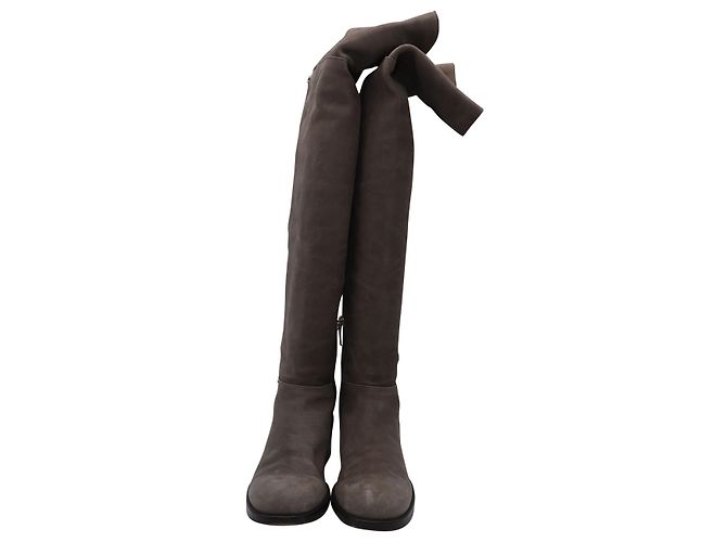Botas até o joelho Jimmy Choo em camurça marrom - vista 2