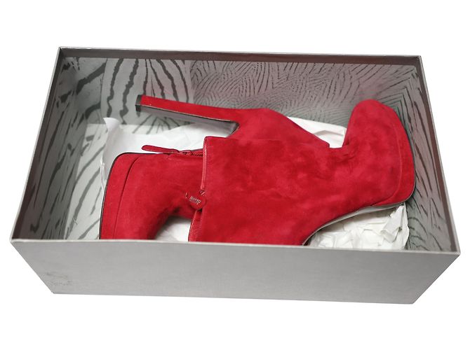 Stivaletti Alexander McQueen in camoscio rosso - vista 7