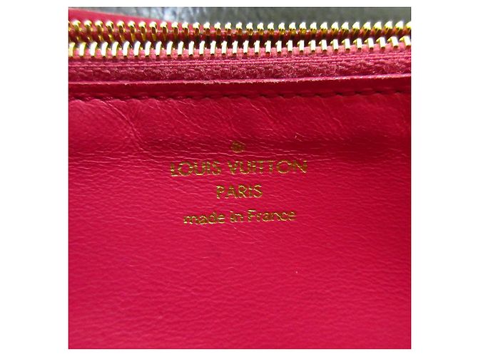 Louis Vuitton Portefeuille capucines Azul marino - vista 5