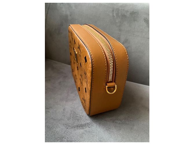 MCM Visetos Kameratasche - Ansicht 3