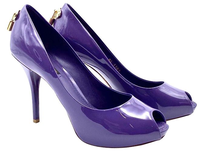 Decolleté Louis Vuitton open toe in vernice viola con tacco a lucchetto Porpora - vista 3