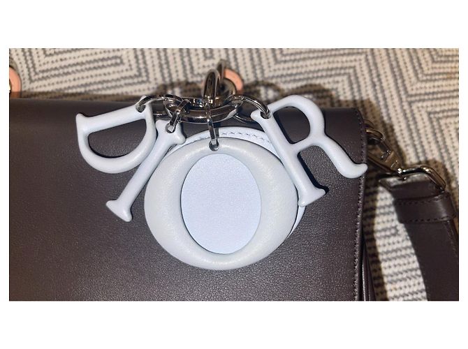 Be Dior Borsa a mano Dior in pelle marrone scuro - vista 4