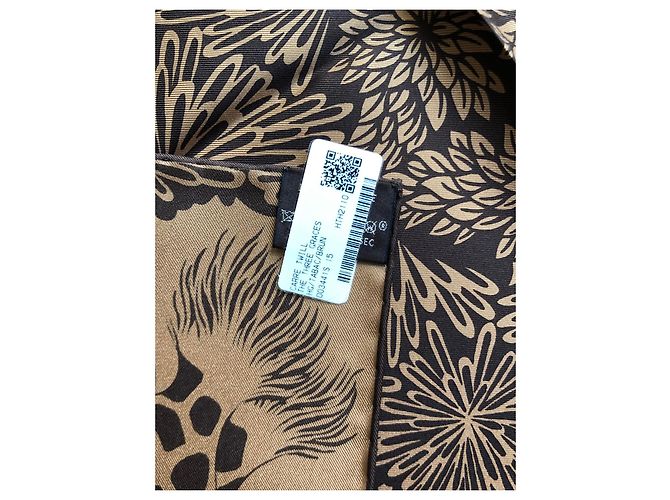 Piazza Hermès Le tre giraffe/Le tre Grazie Beige - vista 11