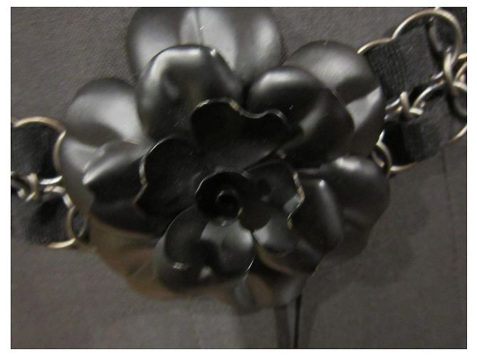 Chanel CAMELLIA Black - view 3