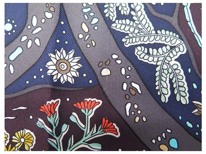 Hermès HERMES CHEMINS DE GARRIGUE CHRISTINE HENRY SCIARPA IN SETA ANTRACITE + SCATOLA Grigio antracite - vista 7
