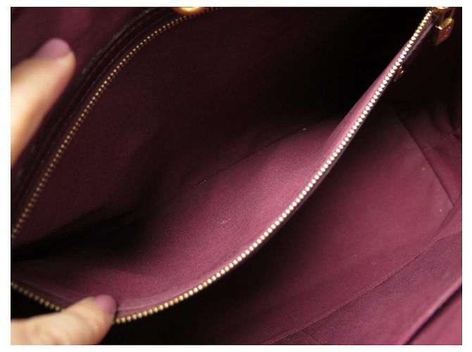 LOUIS VUITTON WILSHIRE MM BORSA A MANO MONOGRAM IN VERNICE BORSA A MANO CABAS Bordò - vista 19