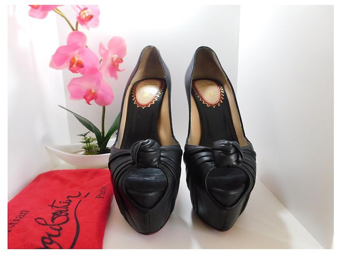 Décolleté Christian Louboutin Lady Gres 20 ans 38 Nero - vista 3