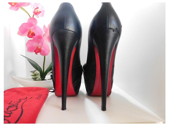 Décolleté Christian Louboutin Lady Gres 20 ans 38 Nero - vista 6