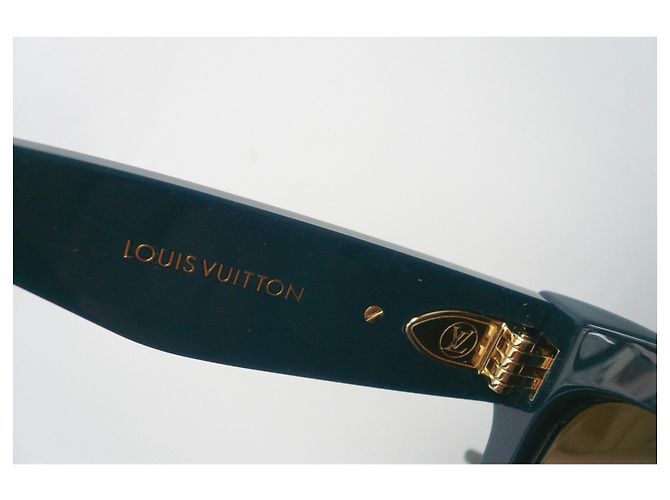 LOUIS VUITTON Square sunglasses LV BLADE Blue Mint condition - view 6