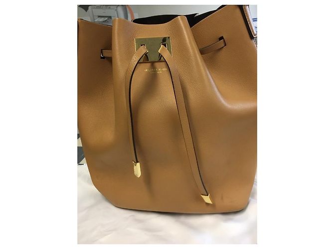 Borsa a secchiello Michael Kors in pelle beige - vista 2
