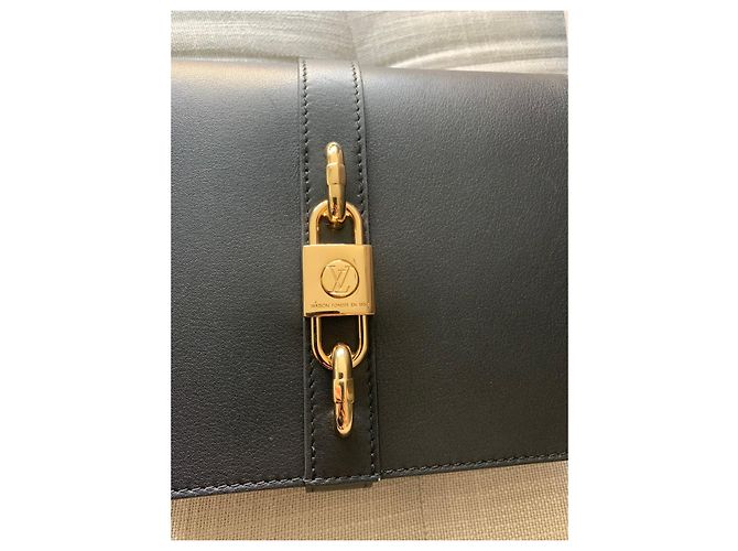 Louis Vuitton Rendez-Vous Bag Black Leather - view 3