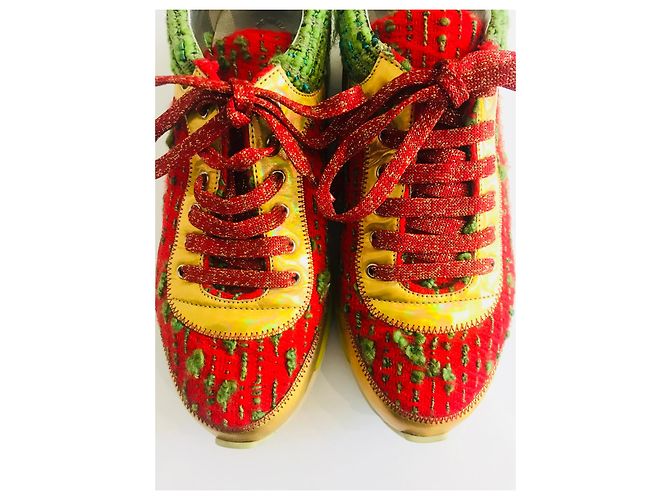 Sneakers Chanel in tweed e pelle metallizzata rosso verde oro D'oro - vista 13