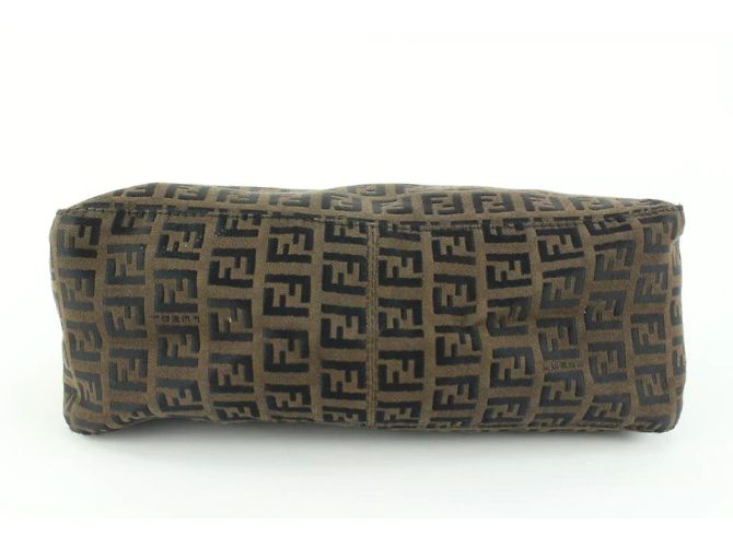 Fendi Borsa a spalla Pochette Zucchino FF Monogram Marrone - vista 3