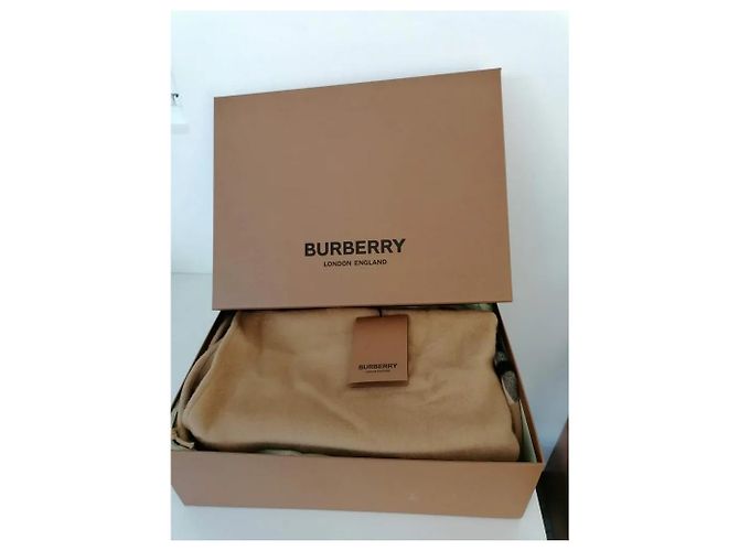 BURBERRY CAPE REVERSIBLE CACHEMIRE LAINE CHECK KAMEL - Ansicht 18