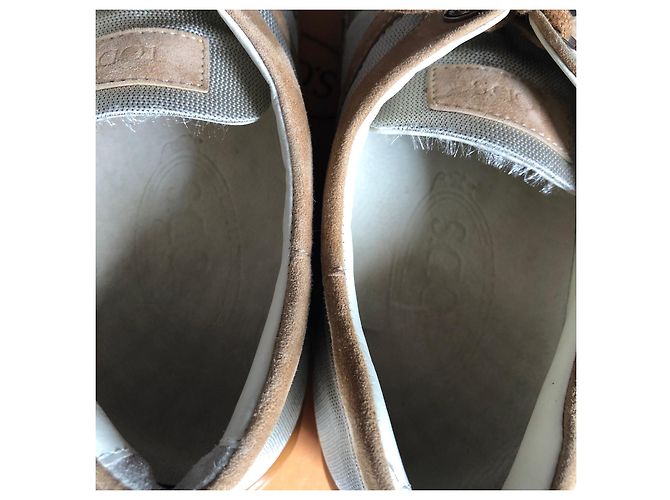Tod's Sneaker aus Kamel-Nubuk und beige Canvas - Ansicht 12