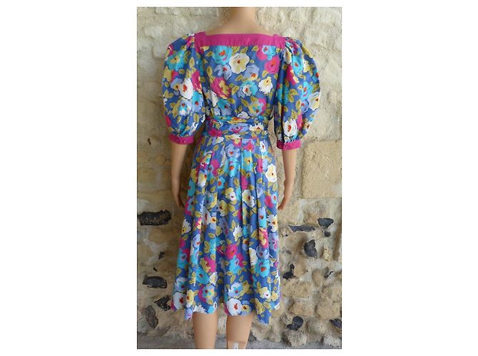 Conjunto Guy Laroche de Top Floral y Falda Midi Plisada de Algodón Multicolor - vista 4