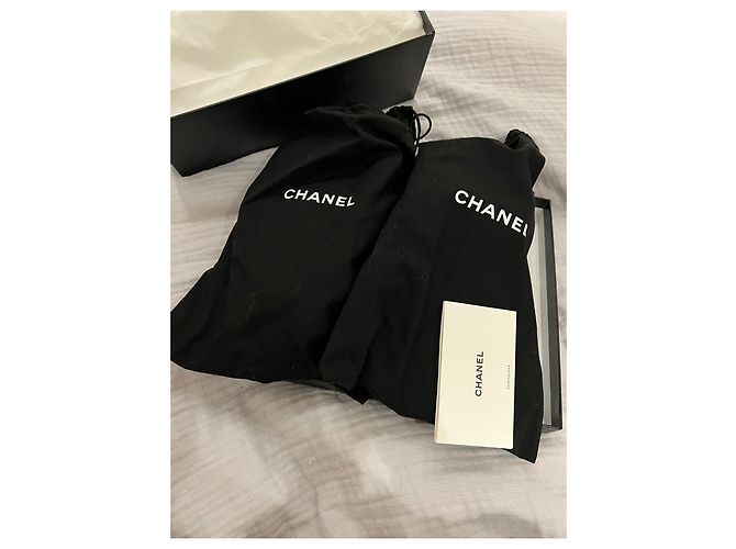 Chanel Low-Top-Sneaker CC Triple Black Suede Schwarz - Ansicht 5