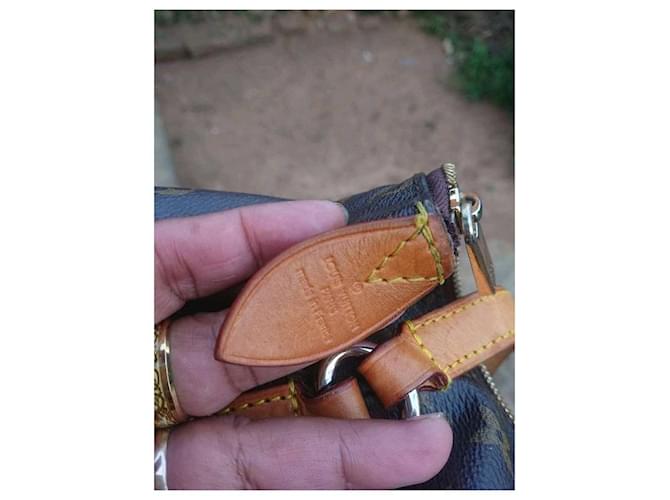 Louis Vuitton Totalmente MM Marrone scuro - vista 5