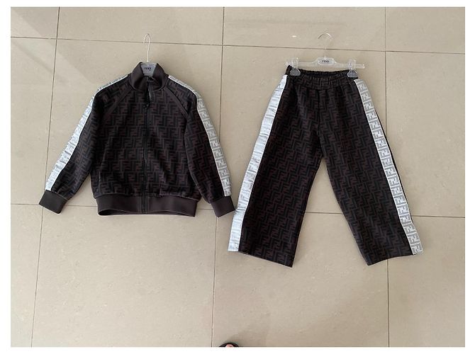 ENSEMBLE SURVÊTEMENT JOGGING FENDI MARRON ARGENTÉ COMME NEUF - vue 10