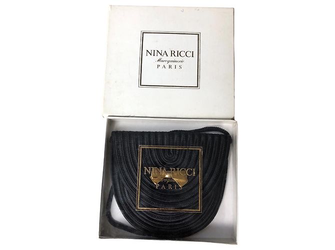 Minaudière Nina Ricci in seta nera Nero - vista 2