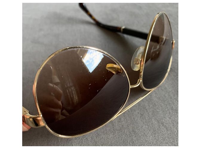 Occhiali da sole aviator Chanel oro Gold hardware - vista 8