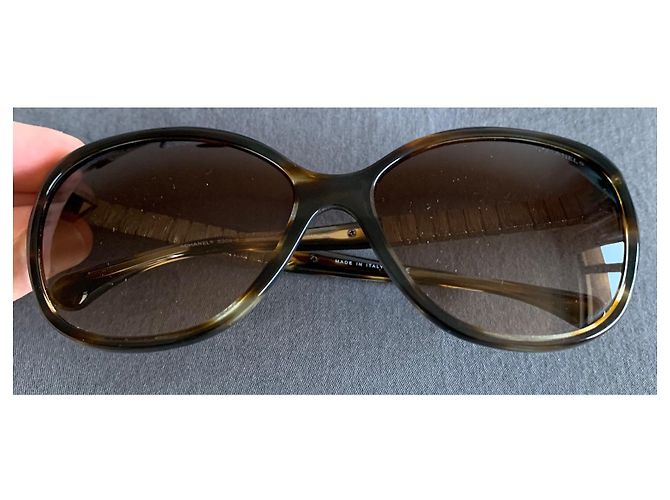 Occhiali da sole Chanel Retro con cristalli - vista 8