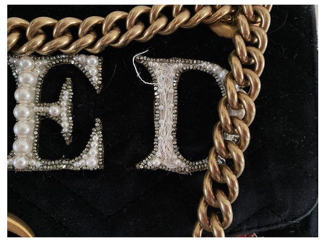 Bolsa de mão Gucci Marmont em veludo preto - vista 5
