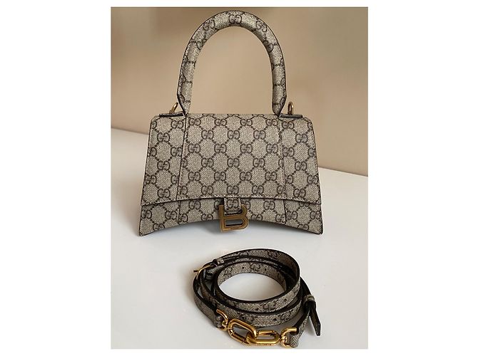 Gucci x Balenciaga Borsa per progetti hacker a clessidra Beige - vista 11