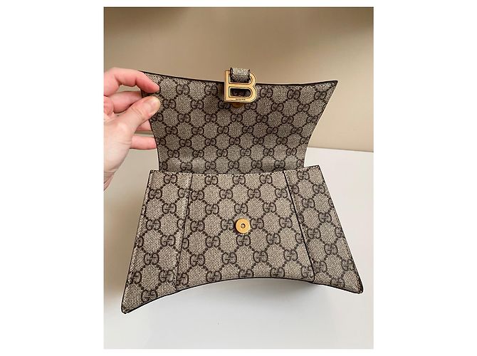 Gucci x Balenciaga Borsa per progetti hacker a clessidra Beige - vista 3
