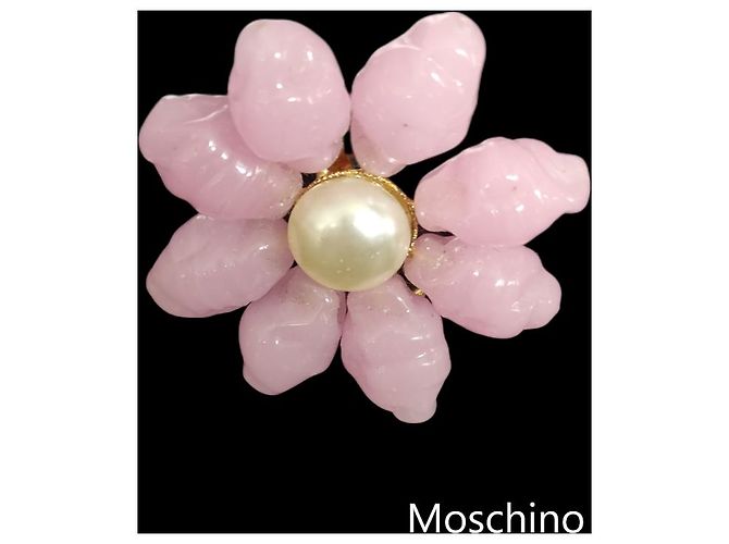 Broche Moschino de vidrio rosa - vista 2