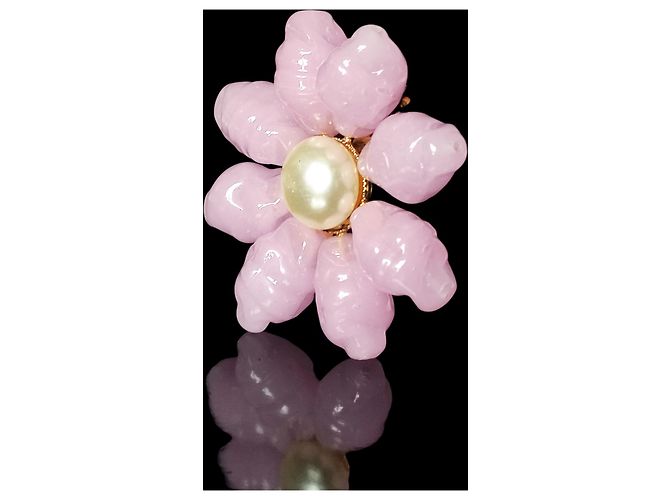 Broche Moschino de vidrio rosa - vista 3