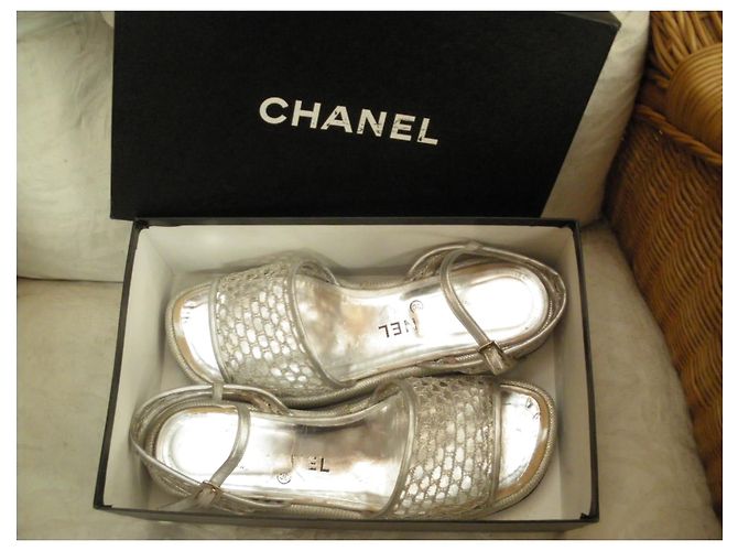 Chanel Sandalen Silber - Ansicht 8