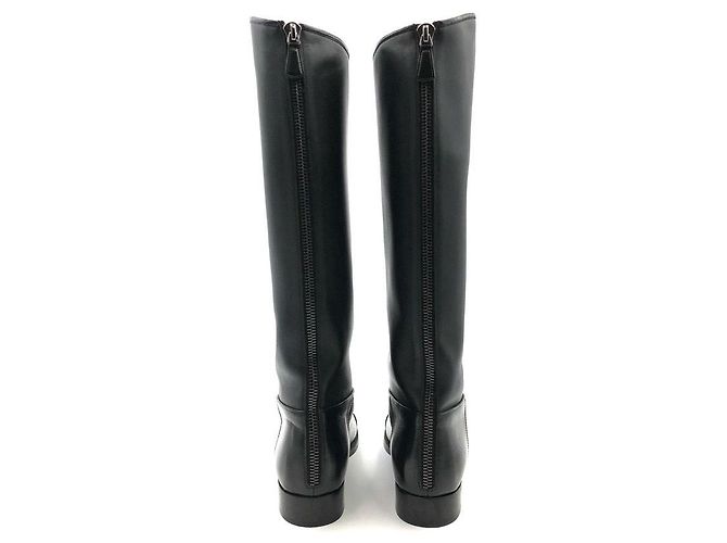 Chanel riding boots in black leather - view 4