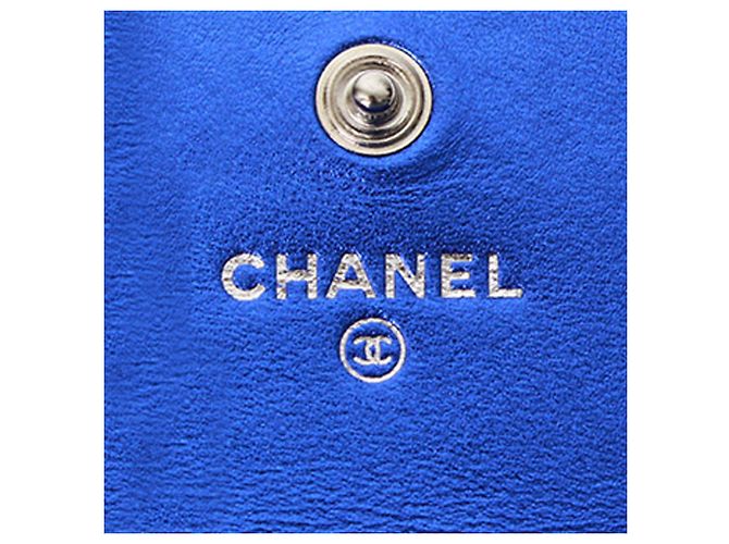 Cartera de charol azul Matelasse Boy de Chanel - vista 4