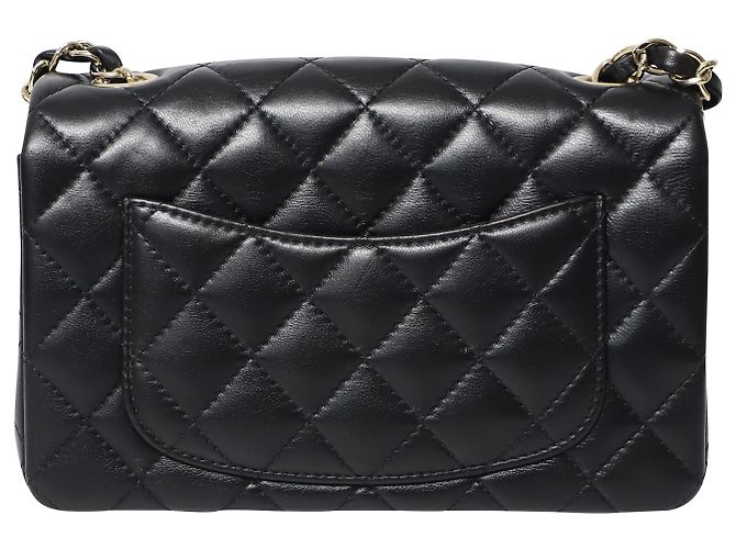 Mini bolsa com aba retangular Chanel acolchoada em couro de cordeiro preto - vista 4