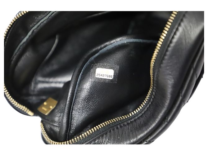 Chanel Small Reissue Camera Bag in Black Leather - view 8