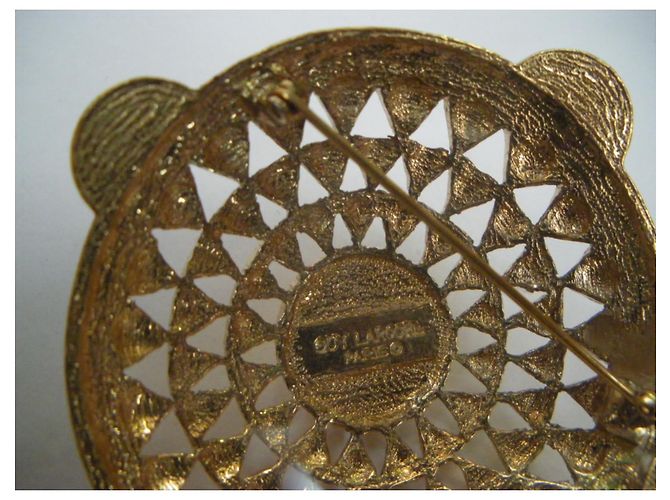 Guy Laroche Golden Brooch - view 6