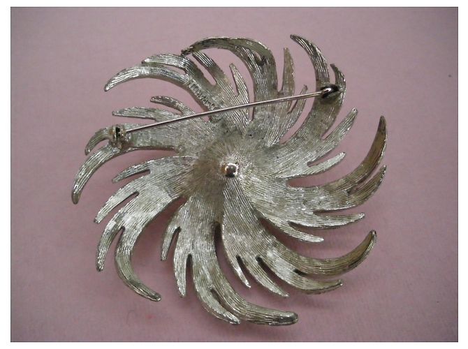 Autre Marque Spilla con Perla Argentata in Metallo Argento - vista 5