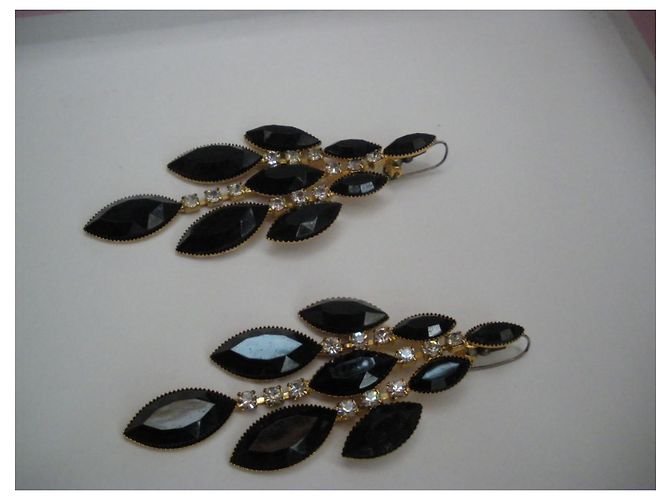 Autre Marque Brincos de metal com cristal lapidado e strass preto - vista 2