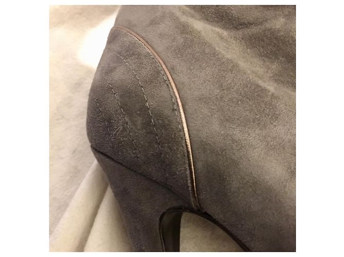 Yves Saint Laurent Tronchetto Triptoo in grigio fumo e argento - vista 5